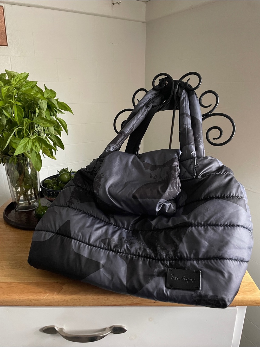 Iam Voyage-Star Quilted Black & Grey Shoulder Tote/Purse/Crossbody